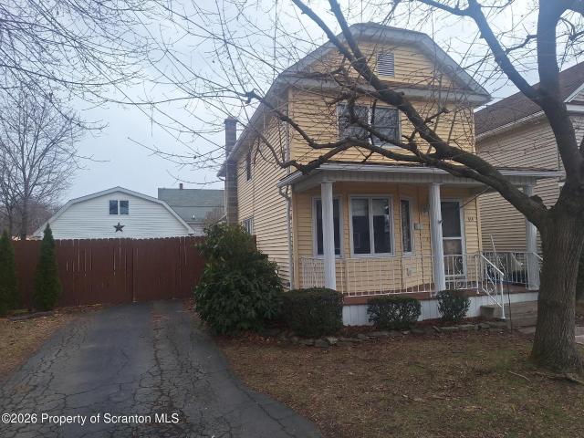 House for sale in Blakely, Pennsylvania