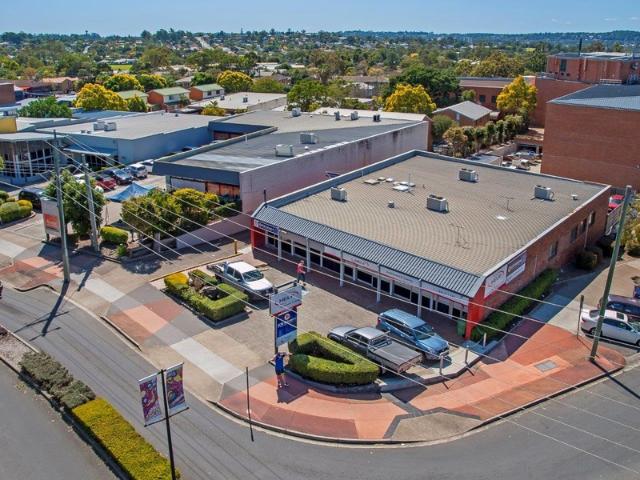 Office for rent in Toombul, Queensland