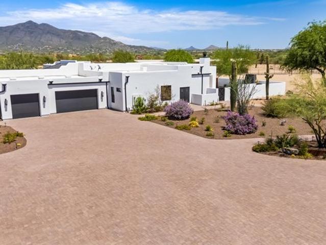 House for sale in Cave Creek, Arizona