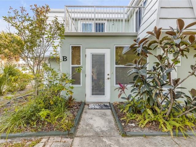 Townhouse for sale in New Smyrna Beach, Florida