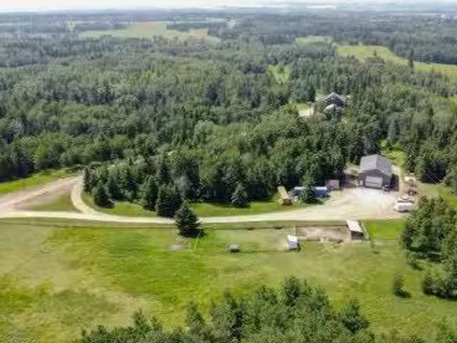 House for sale in Alberta
