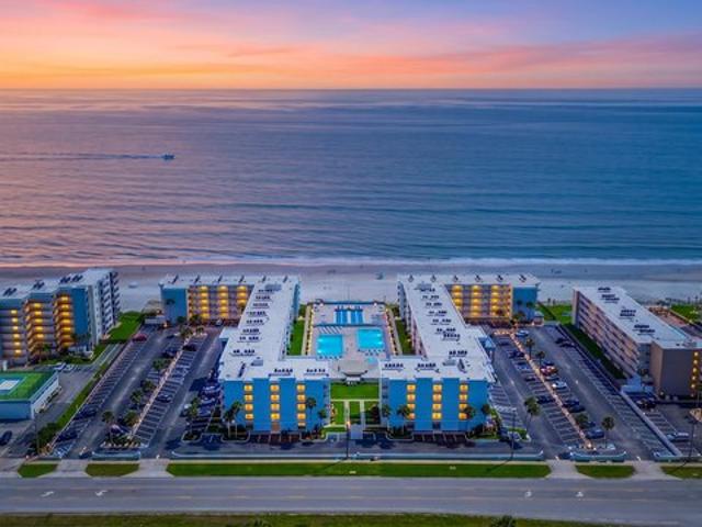 Condo for sale in New Smyrna Beach, Florida