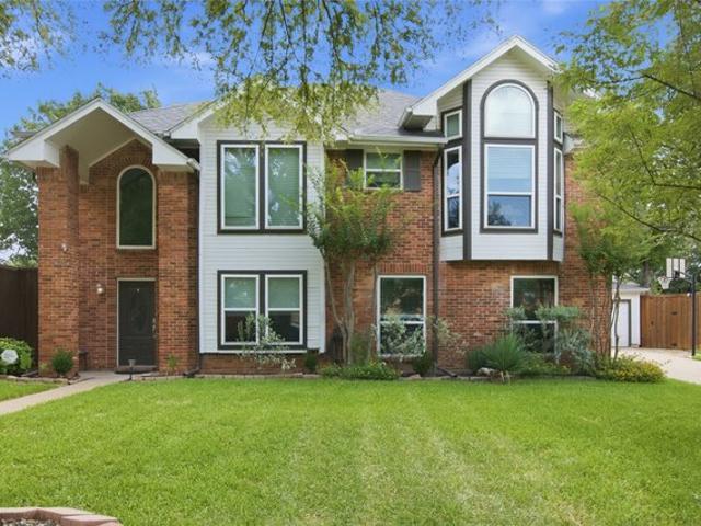 House for sale in Grapevine, Texas