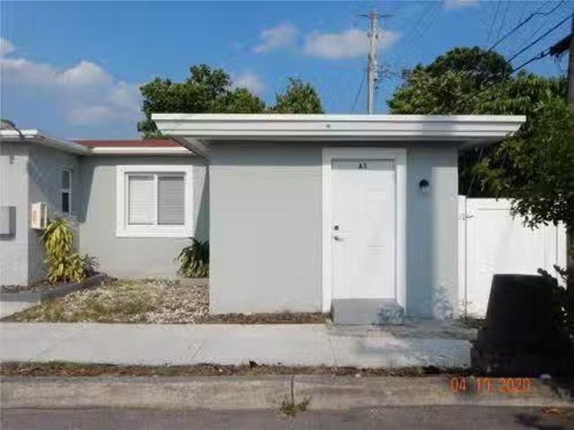 Condo for rent in Hollywood