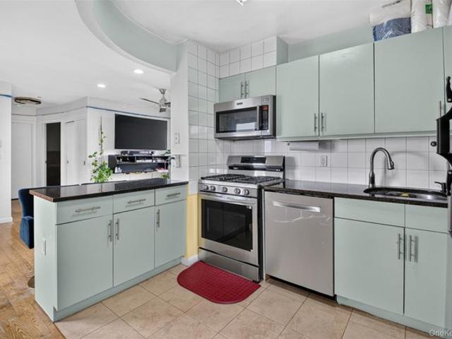 Condo for sale in Queens, Arverne