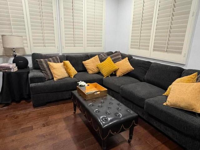 Townhouse for sale in Simi Valley, California