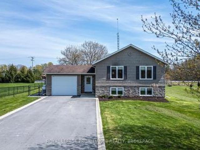 House for sale in Ontario