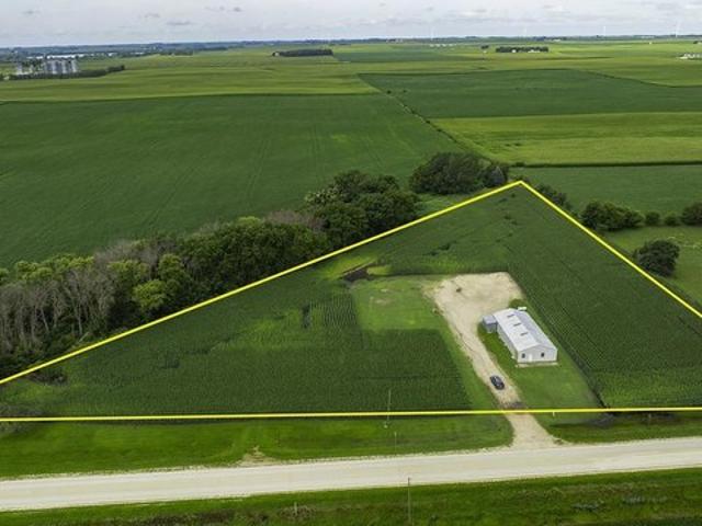 Land for sale in Ayrshire, Iowa