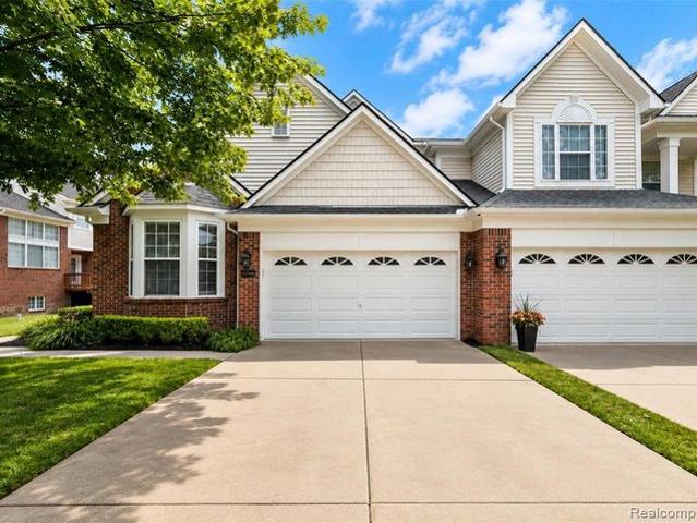 Condo for sale in Novi, Michigan