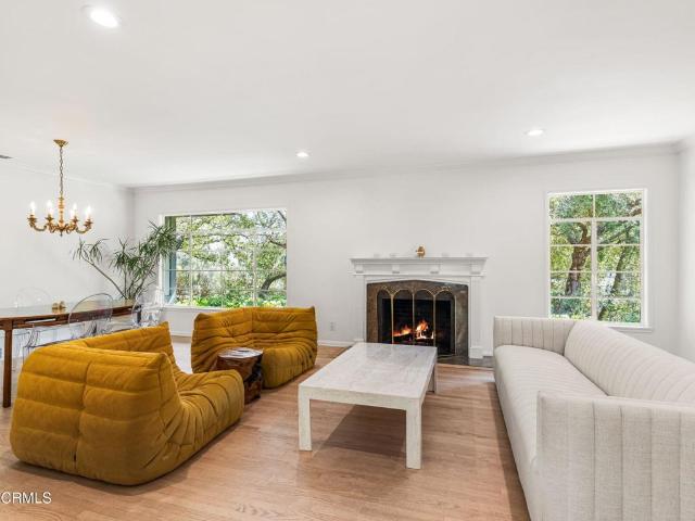 House for sale in La Cañada Flintridge, Los Angeles County