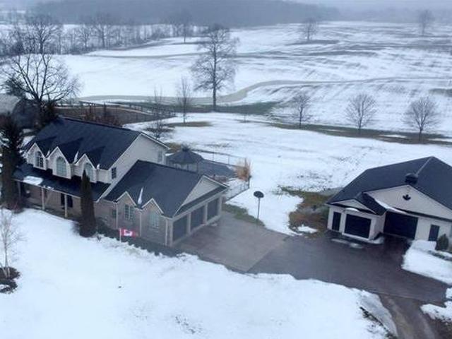 House for sale in Ancaster, Ontario