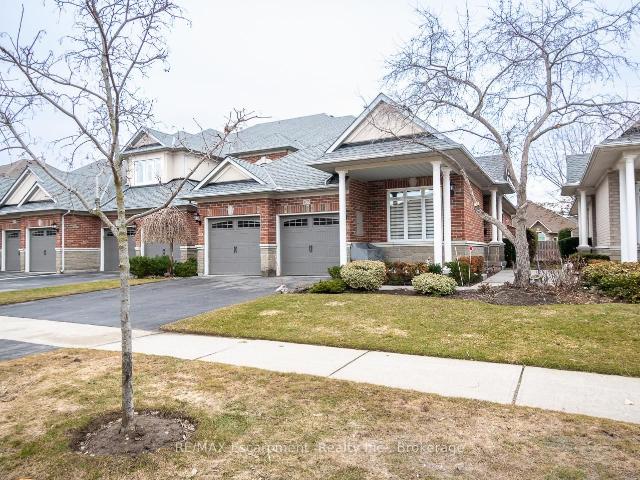 Condo for sale in Millcroft, Burlington