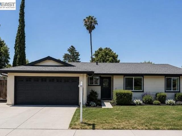 House for sale in Pleasanton, Alameda County
