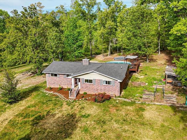 House for sale in Chickamauga, Georgia