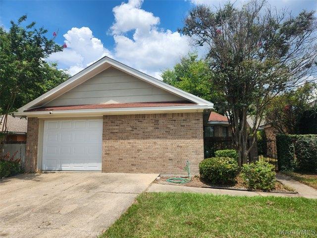 House for sale in Hope Hull, Alabama