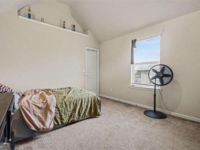 House for sale in Red Oak, Georgia