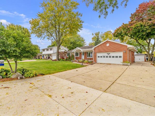 House for sale in Harrison Township, Macomb County