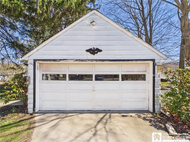 House for sale in Hinsdale, New York