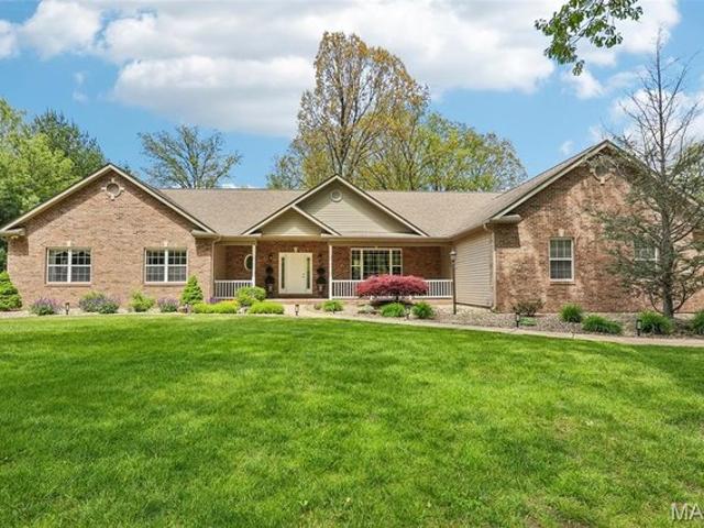 Farm for sale in Litchfield, Illinois