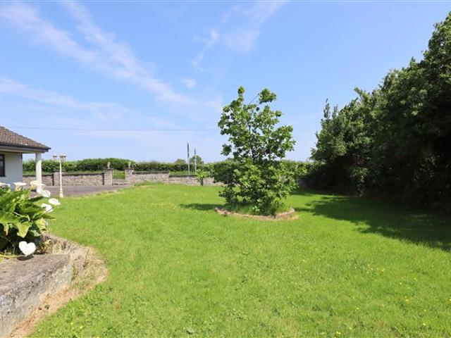 Detached House for sale in Drogheda, North Tipperary