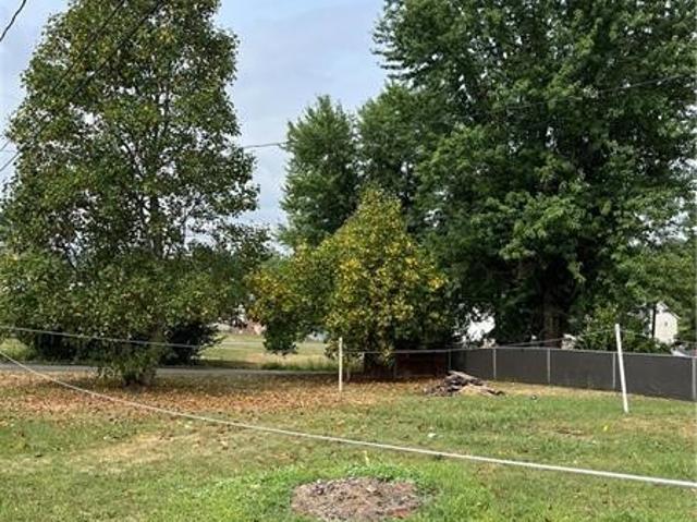 House for sale in Farmington, Pennsylvania