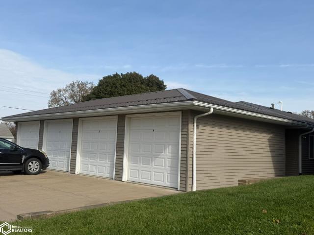 House for sale in Victor, Iowa County