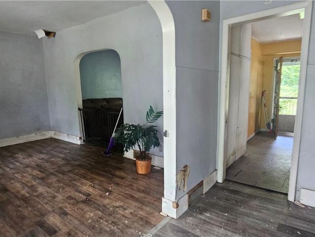 House for sale in New Castle, Pennsylvania