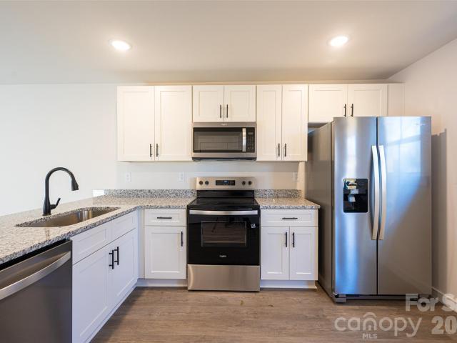 House for sale in Ridgeview, Hickory