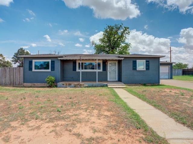 House for sale in Wolfforth, Texas