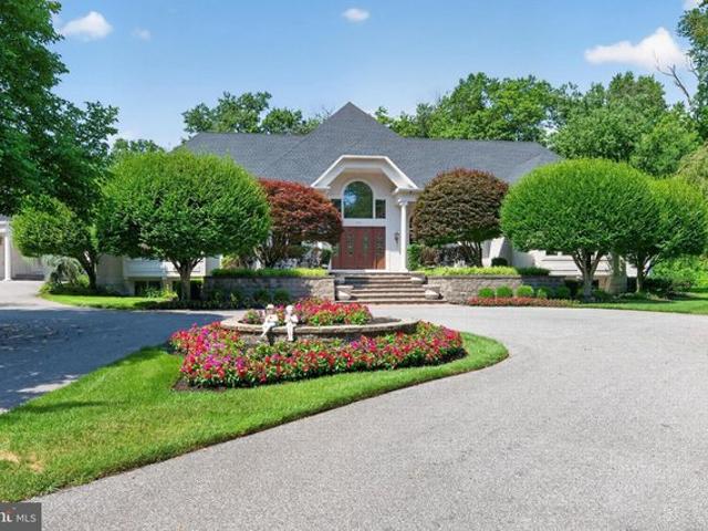 House for sale in Moorestown, New Jersey