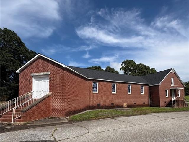 House for sale in Pendleton, South Carolina
