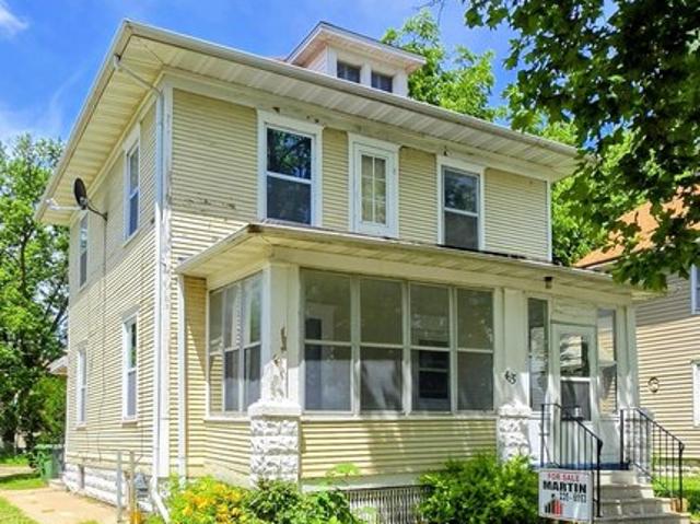 House for sale in Waterloo, Iowa