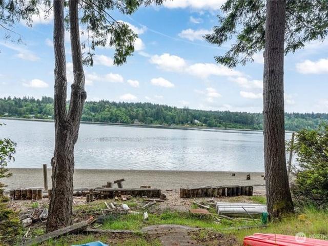 House for sale in Lakebay, Washington