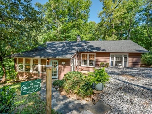 House for sale in Landrum, South Carolina