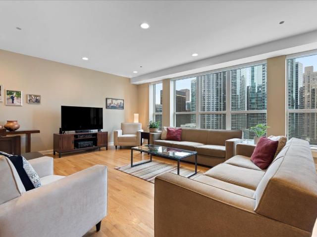 Condo for sale in Chicago Park, Illinois