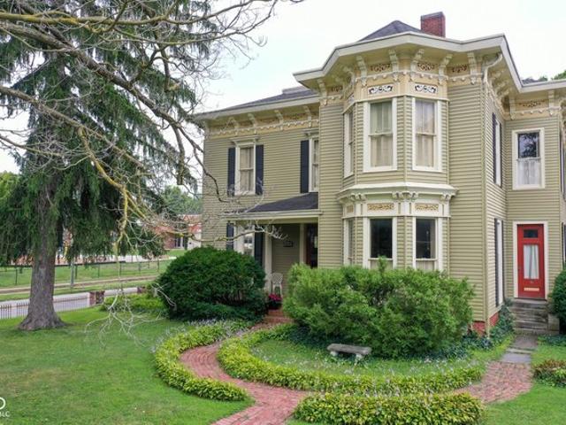 House for sale in Crawfordsville, Indiana