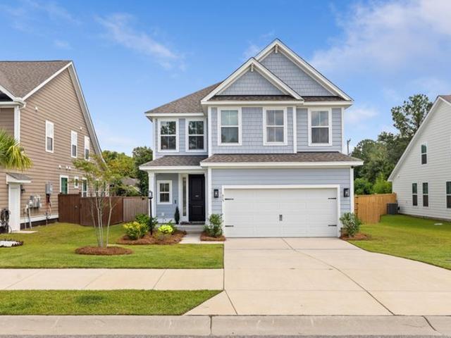 House for sale in Moncks Corner, South Carolina