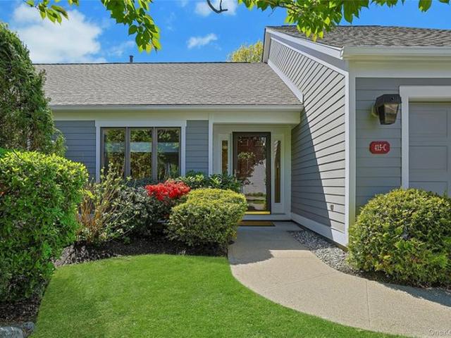Condo for sale in Amawalk, New York