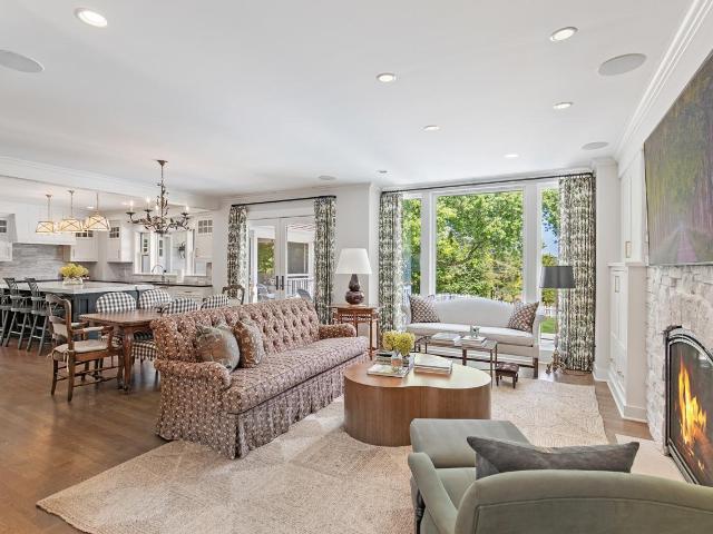 House for sale in Wayzata, Hennepin County