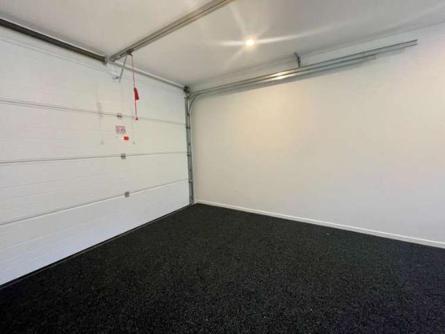 Townhouse for rent in Point England, Oroua County