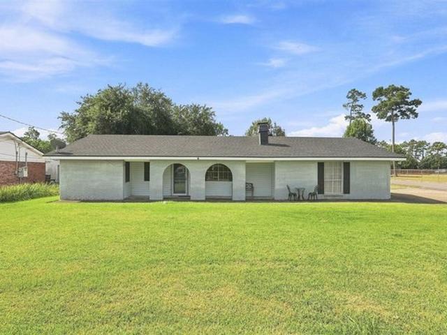 House for sale in Sulphur, Calcasieu Parish