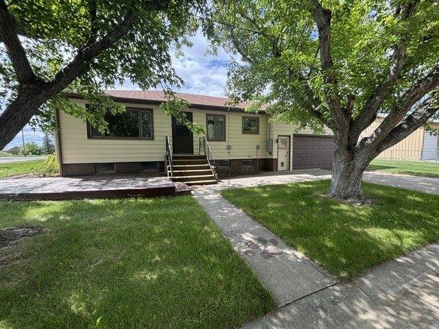 House for sale in Shelby, Montana