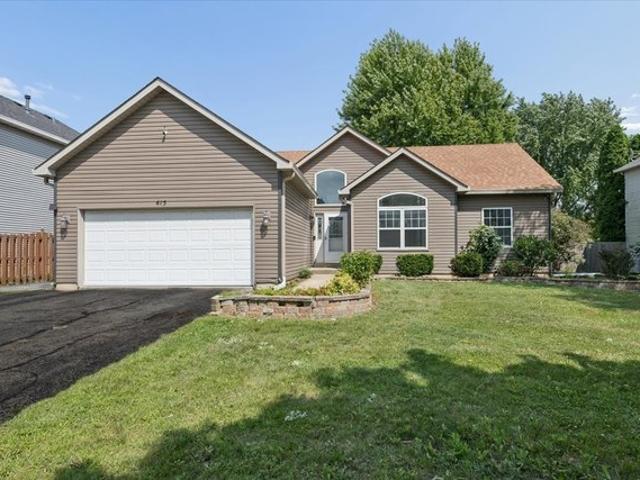 House for sale in North Aurora, Illinois