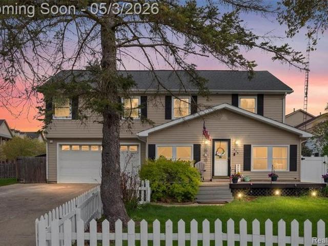 House for sale in Walled Lake, Michigan