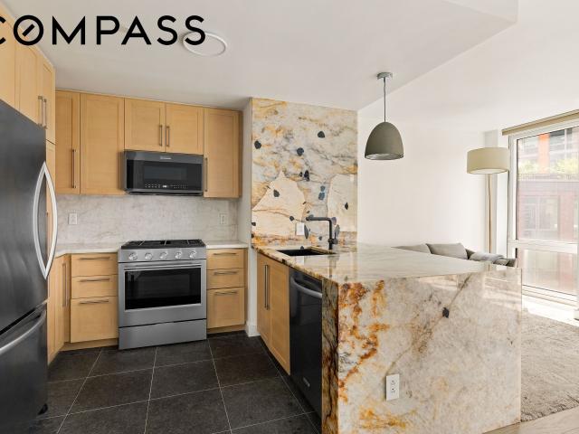 Condo for sale in Arverne, New York