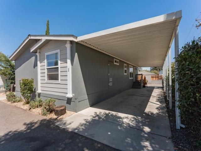House for sale in Tulare, California