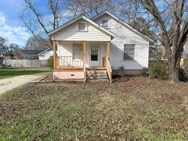 House for sale in Elmore, Alabama
