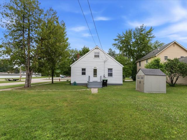 House for sale in Oconto Falls, Wisconsin