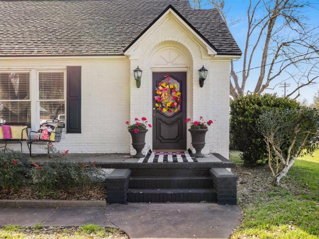 House for sale in Weimar, Texas