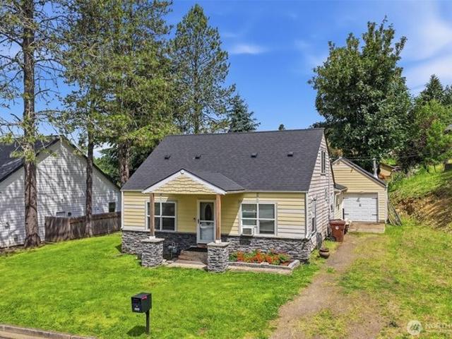 House for sale in Camas, Washington